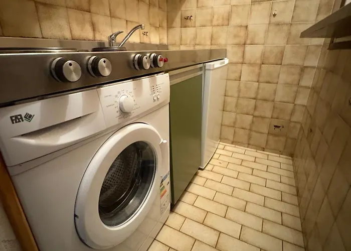 - Inout - 4 Beds Flat S-j10 公寓 瓦托伦斯