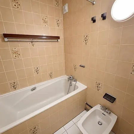 - Inout - 4 Beds Flat S-j10 Val Thorens