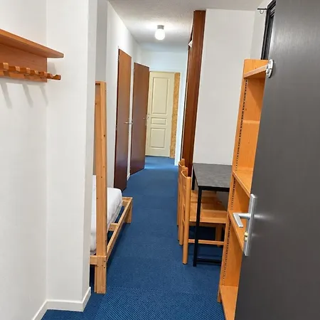 - Inout - 4 Beds Flat S-j10